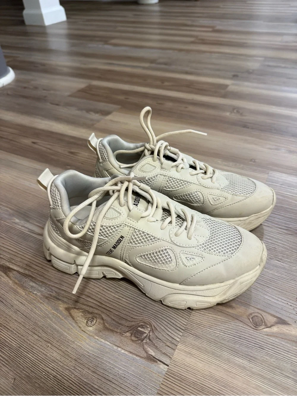 Steve Madden Bulky Sneakers